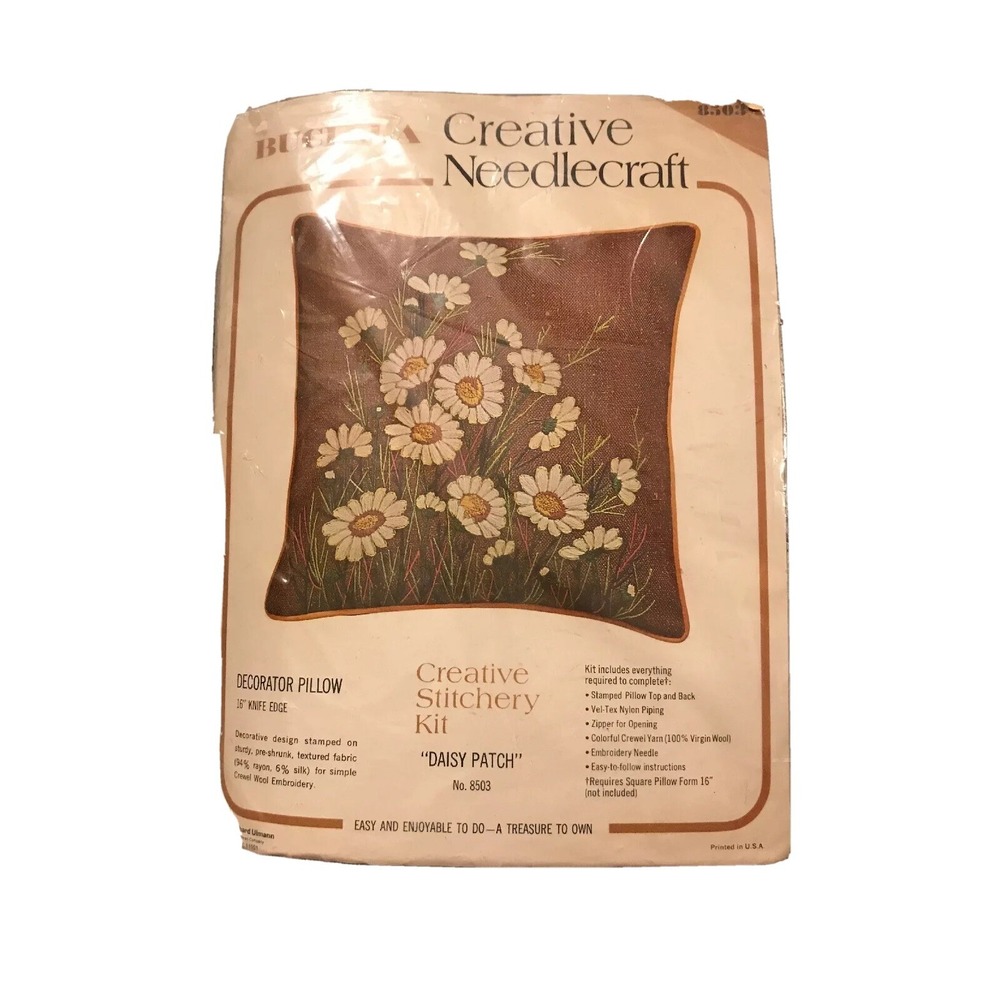 Vintage Bucilla Creative Needlecraft 8503 Decorator Pillow Daisy Patch Kit